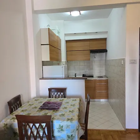 Delta Apartmán *